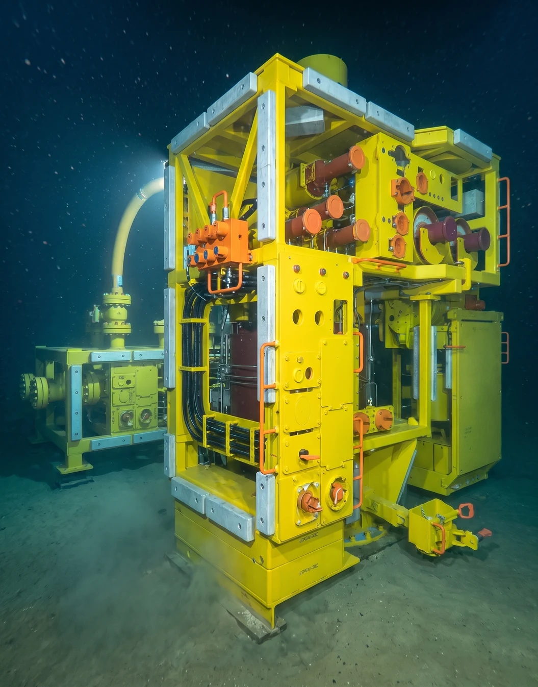 Subsea tree and production manifold installed on the seabed